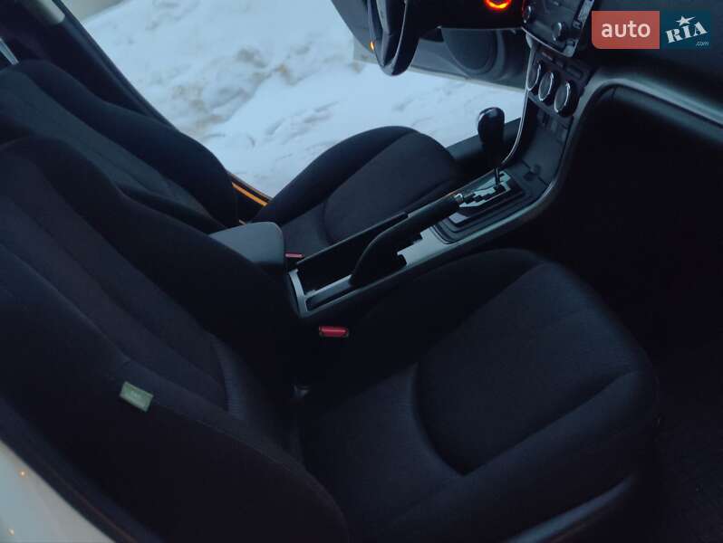 Универсал Mazda 6 2010 в Луцке