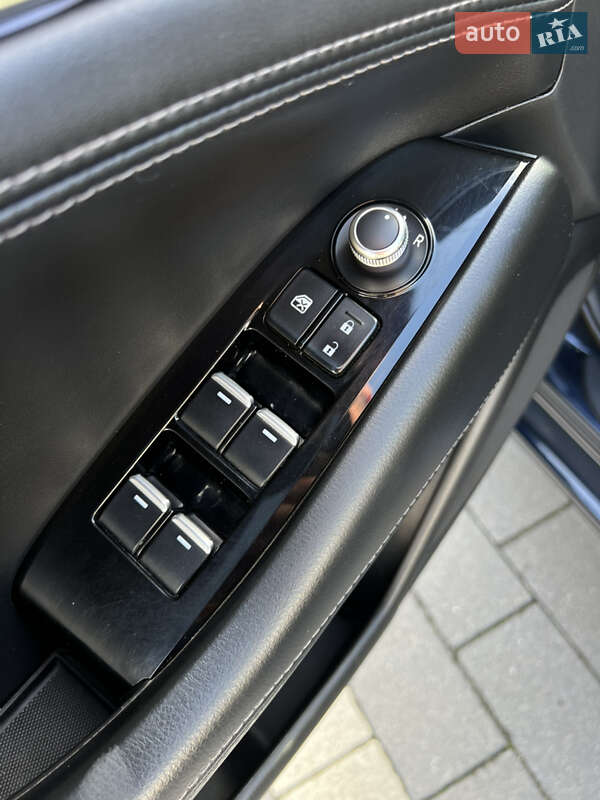 Седан Mazda 6 2018 в Мукачевому