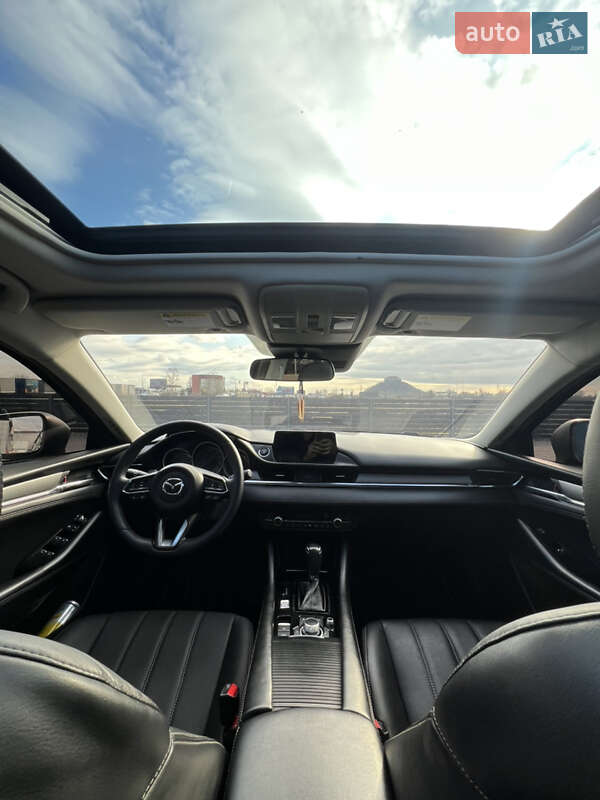 Седан Mazda 6 2018 в Мукачевому