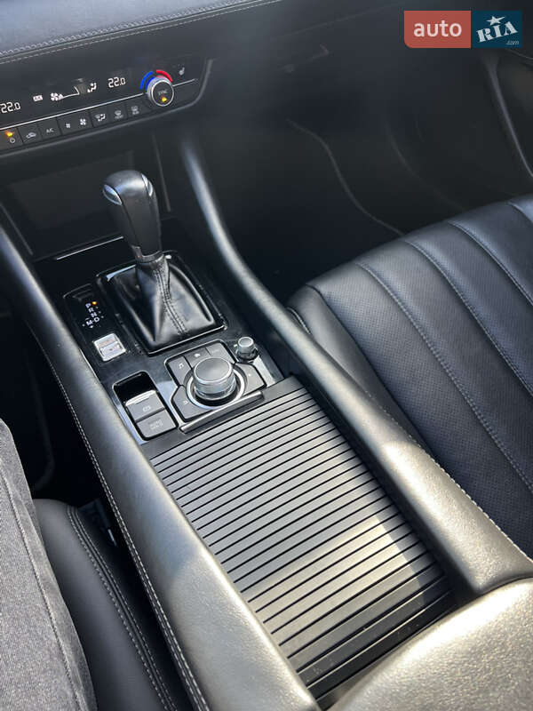 Седан Mazda 6 2018 в Мукачевому