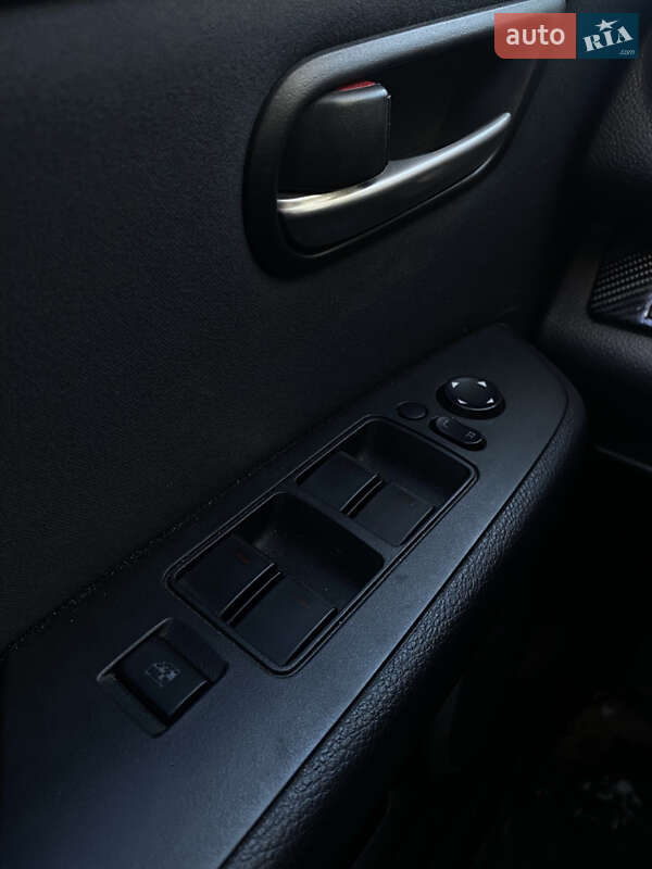 Седан Mazda 6 2009 в Львові