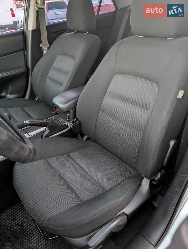 Седан Mazda 6 2006 в Житомире