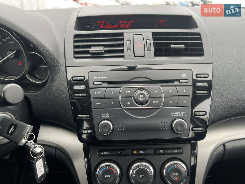 Универсал Mazda 6 2010 в Киеве