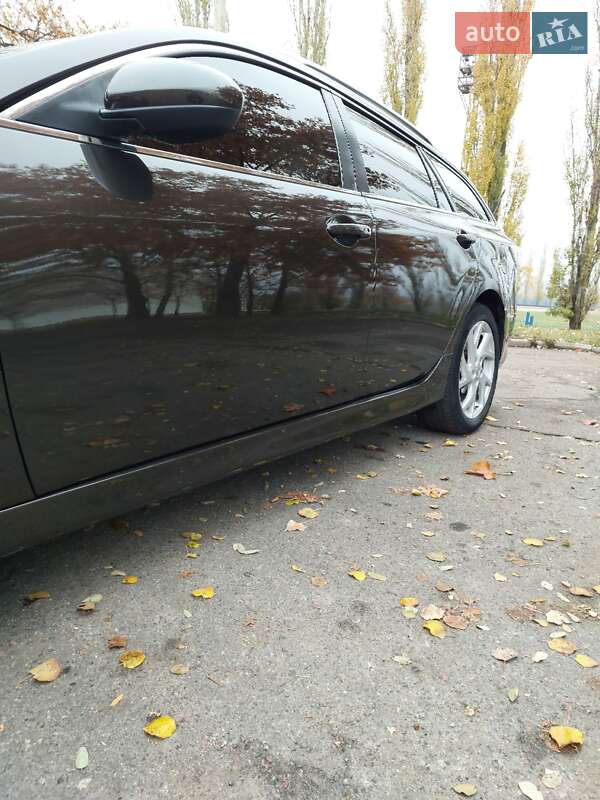 Универсал Mazda 6 2010 в Южноукраинске