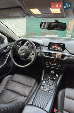 Седан Mazda 6 2016 в Днепре