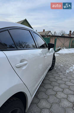 Седан Mazda 6 2016 в Днепре