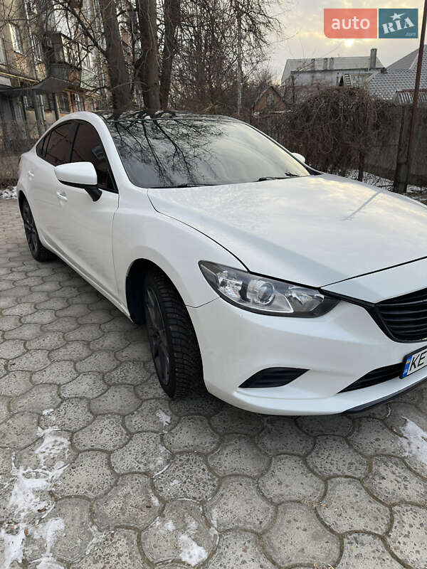 Седан Mazda 6 2016 в Днепре