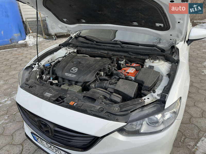 Седан Mazda 6 2016 в Днепре