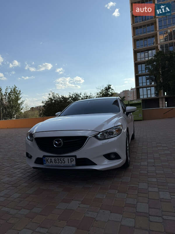 Седан Mazda 6 2015 в Кривому Розі