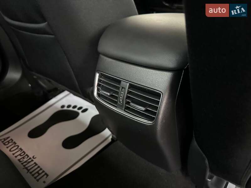 Седан Mazda 6 2019 в Вінниці