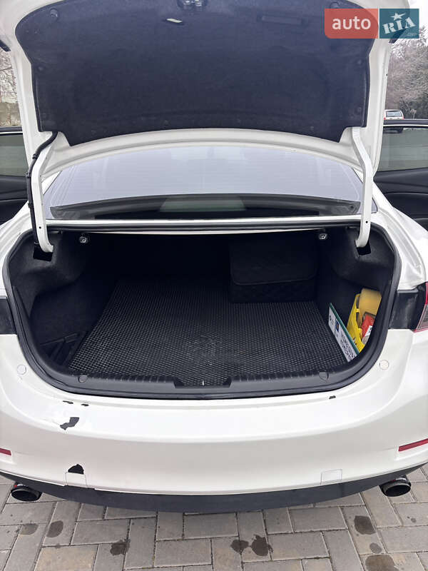 Седан Mazda 6 2013 в Болграді