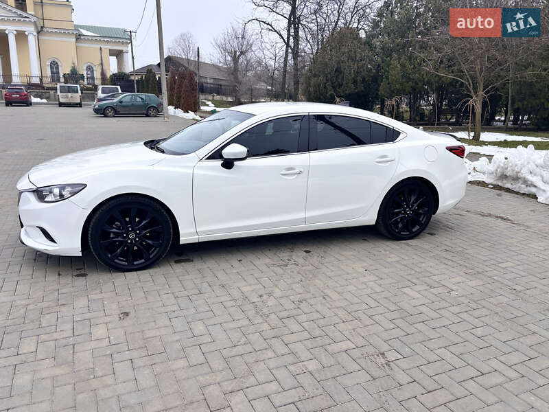 Седан Mazda 6 2013 в Болграді