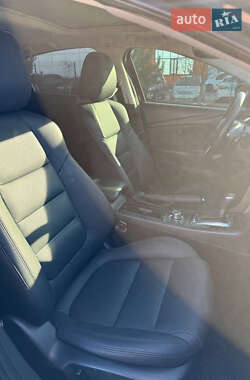 Седан Mazda 6 2014 в Днепре