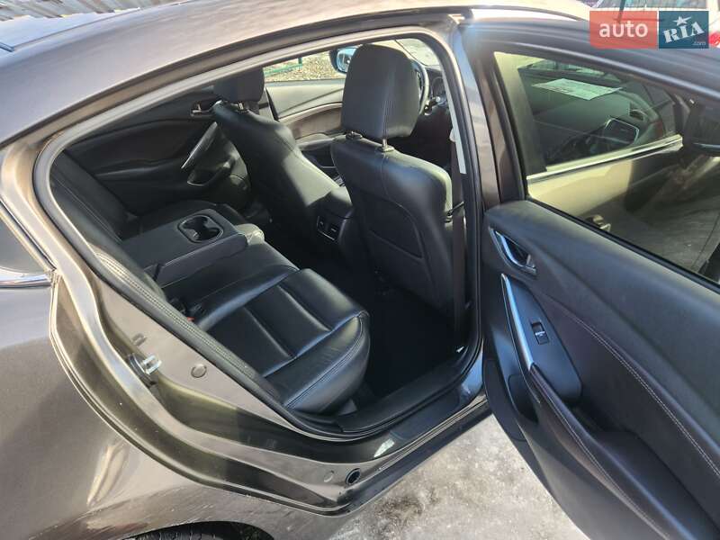 Седан Mazda 6 2016 в Киеве