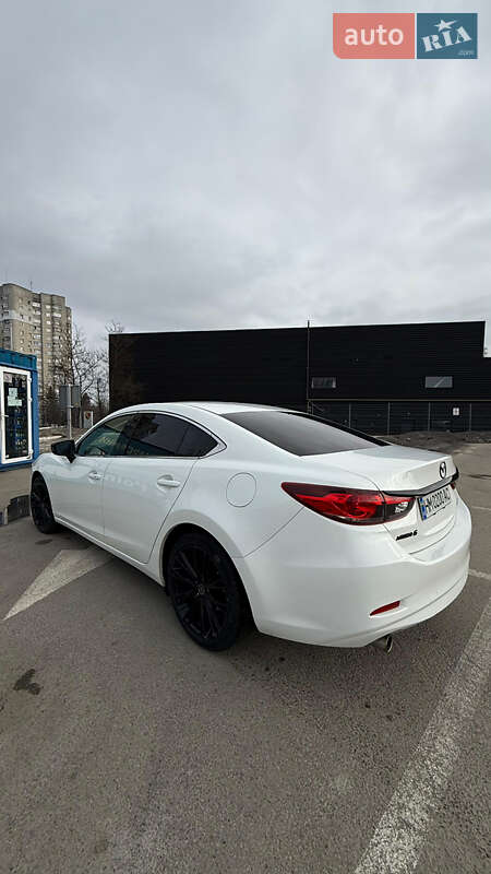 Седан Mazda 6 2015 в Львове