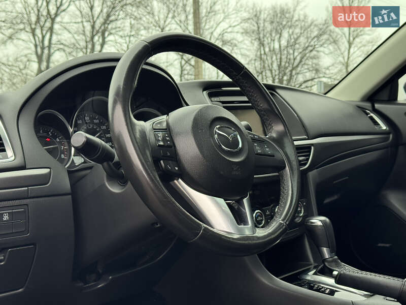 Седан Mazda 6 2014 в Івано-Франківську