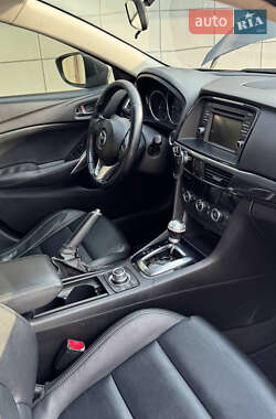 Седан Mazda 6 2013 в Каменском