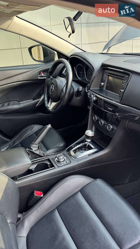 Седан Mazda 6 2013 в Каменском