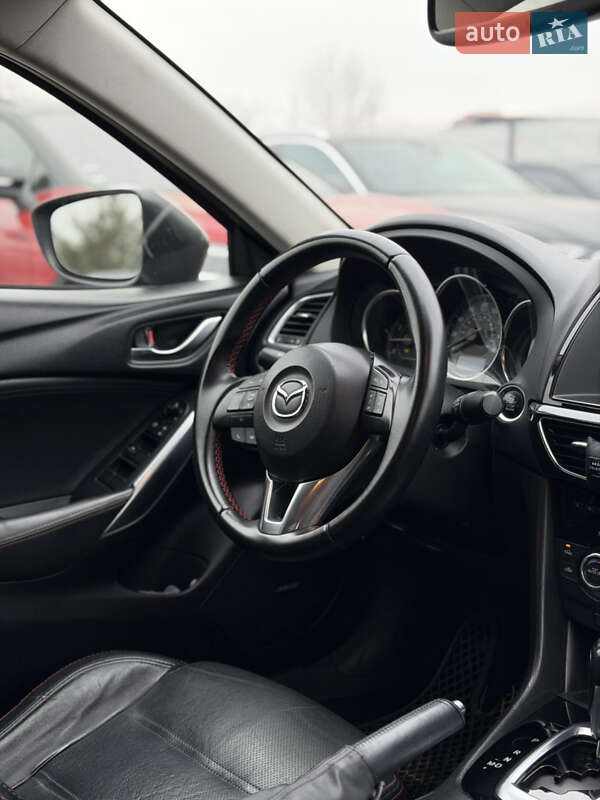 Седан Mazda 6 2013 в Ивано-Франковске