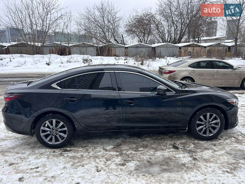 Седан Mazda 6 2019 в Киеве