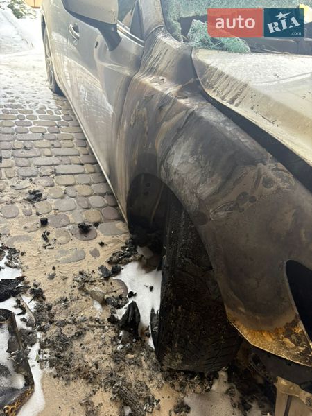 Седан Mazda 6 2016 в Днепре