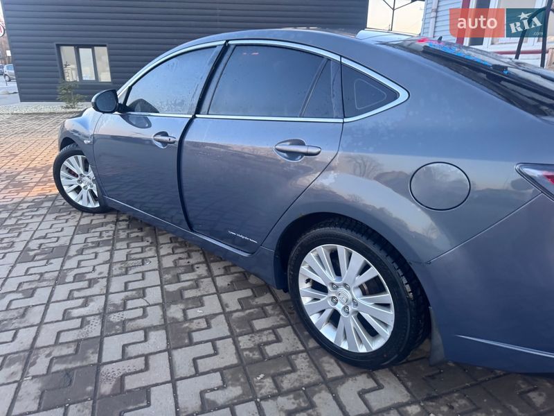 Седан Mazda 6 2008 в Снятині