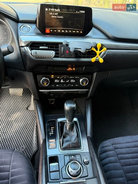 Седан Mazda 6 2016 в Львові