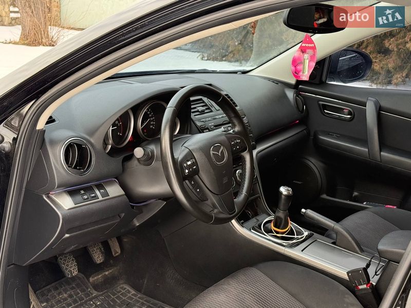 Универсал Mazda 6 2010 в Калуше
