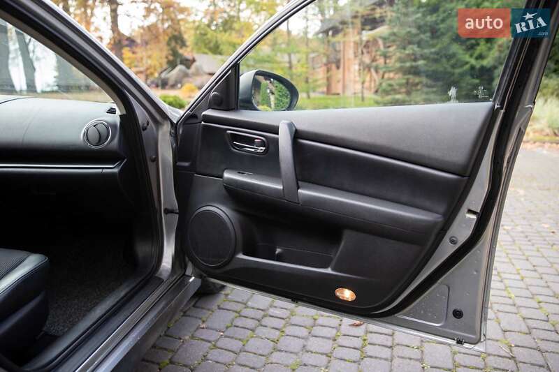 Универсал Mazda 6 2010 в Львове
