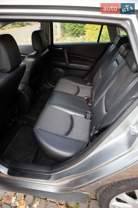 Универсал Mazda 6 2010 в Львове