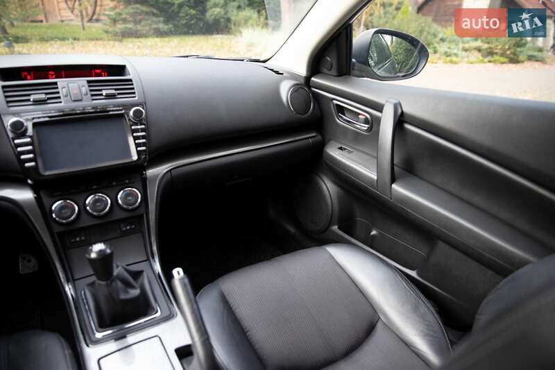 Универсал Mazda 6 2010 в Львове