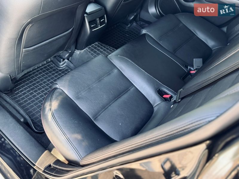 Седан Mazda 6 2014 в Одессе