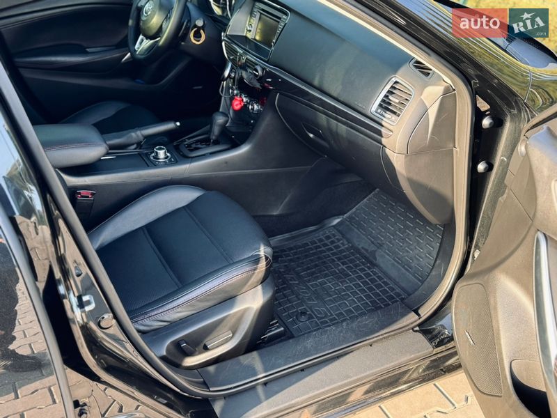 Седан Mazda 6 2014 в Одессе