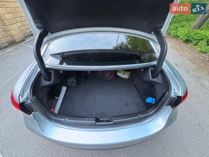 Седан Mazda 6 2015 в Києві