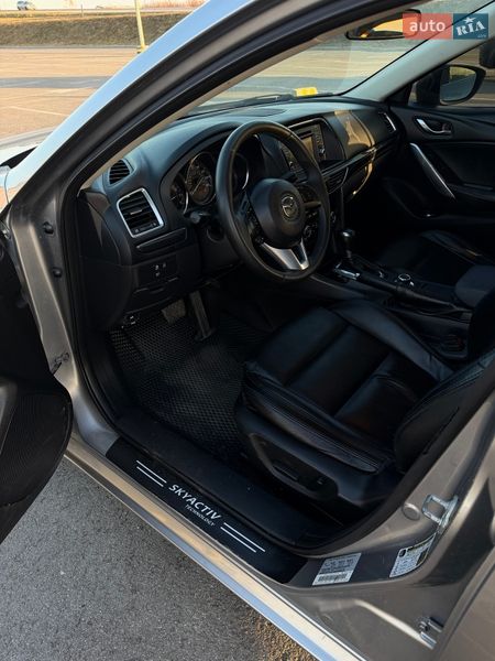 Седан Mazda 6 2014 в Львові