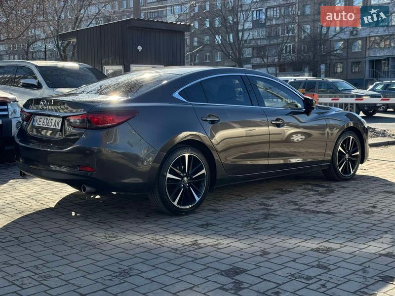 Седан Mazda 6 2016 в Днепре