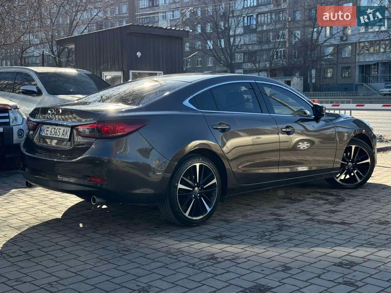 Седан Mazda 6 2016 в Днепре