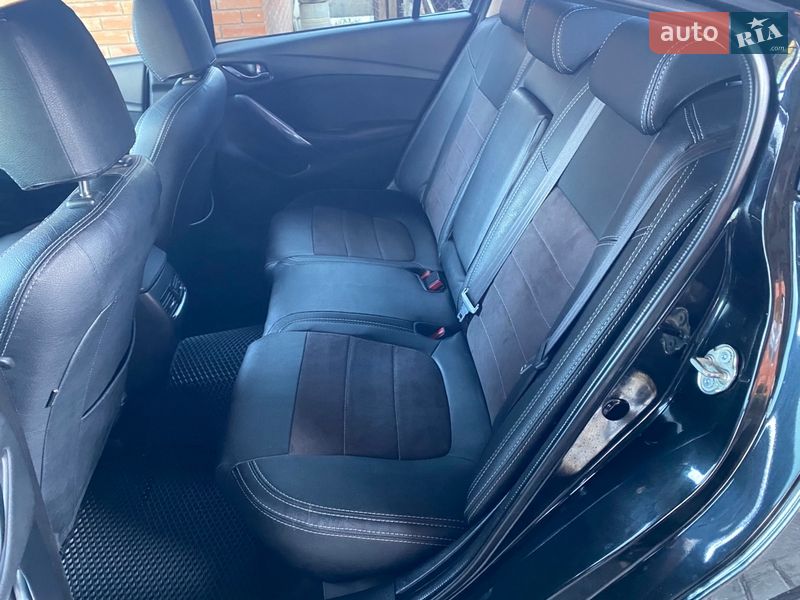 Седан Mazda 6 2017 в Харкові