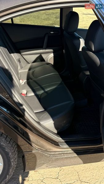 Седан Mazda 6 2011 в Краснограде