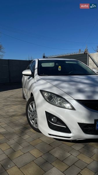 Седан Mazda 6 2010 в Казанці