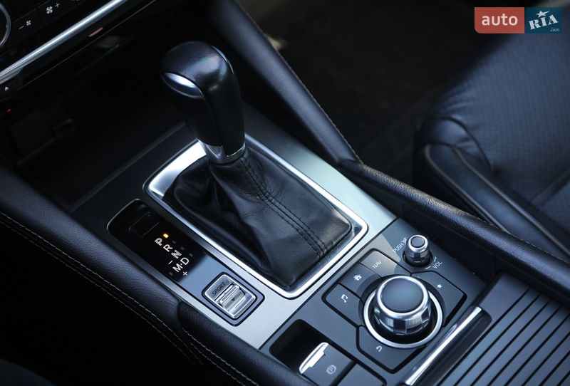 Седан Mazda 6 2017 в Харкові