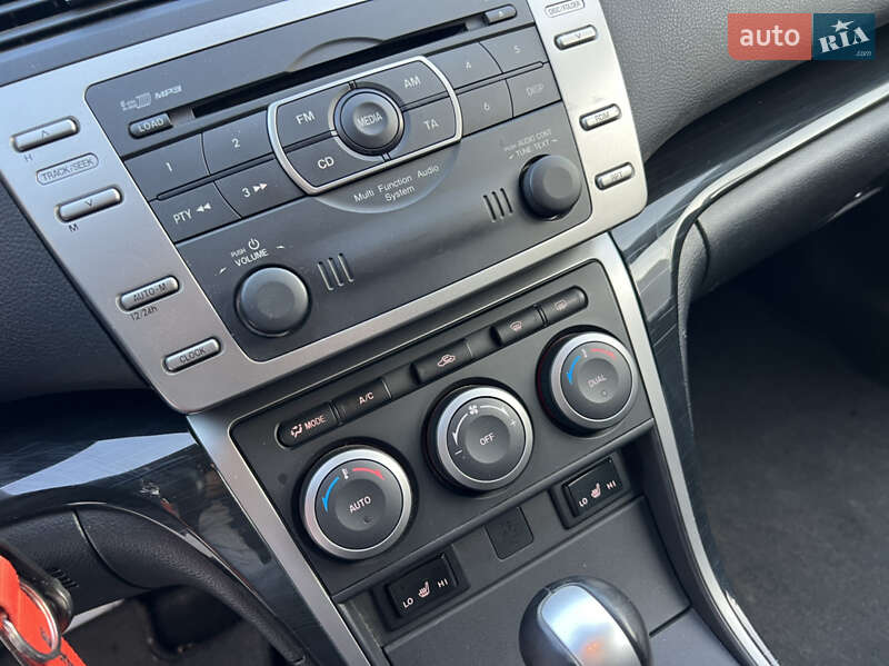 Универсал Mazda 6 2010 в Луцке