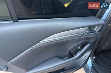 Седан Mazda 6 2019 в Киеве