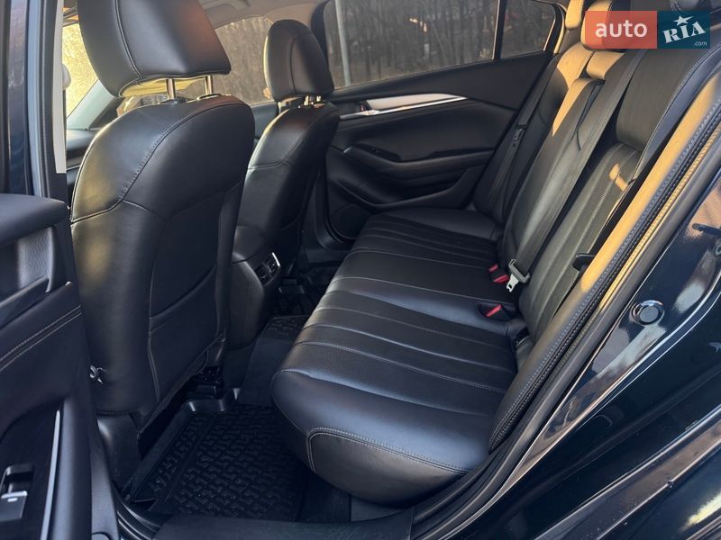 Седан Mazda 6 2020 в Днепре