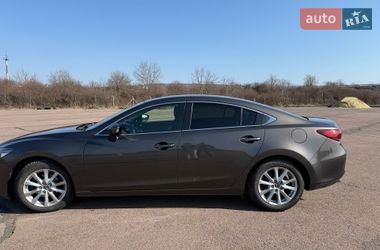 Седан Mazda 6 2016 в Ужгороді