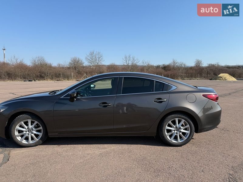 Седан Mazda 6 2016 в Ужгороді