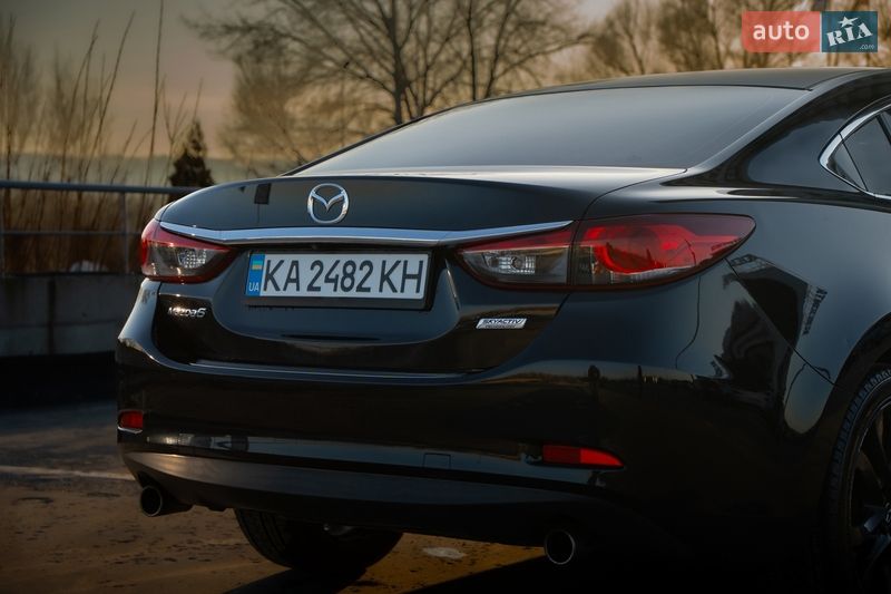 Седан Mazda 6 2015 в Киеве