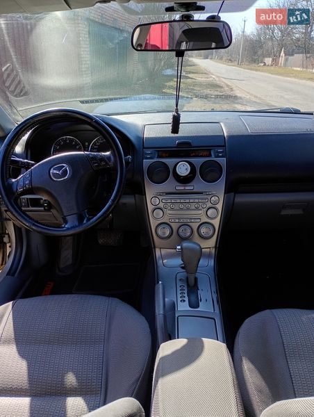 Седан Mazda 6 2004 в Киеве