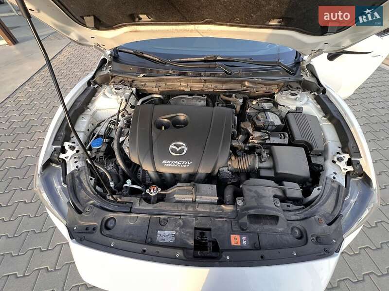 Седан Mazda 6 2013 в Черкассах