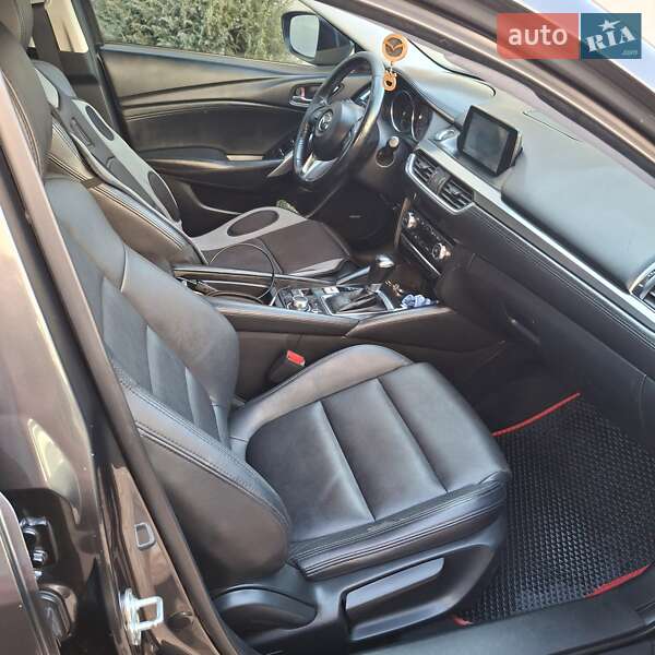Седан Mazda 6 2015 в Одессе